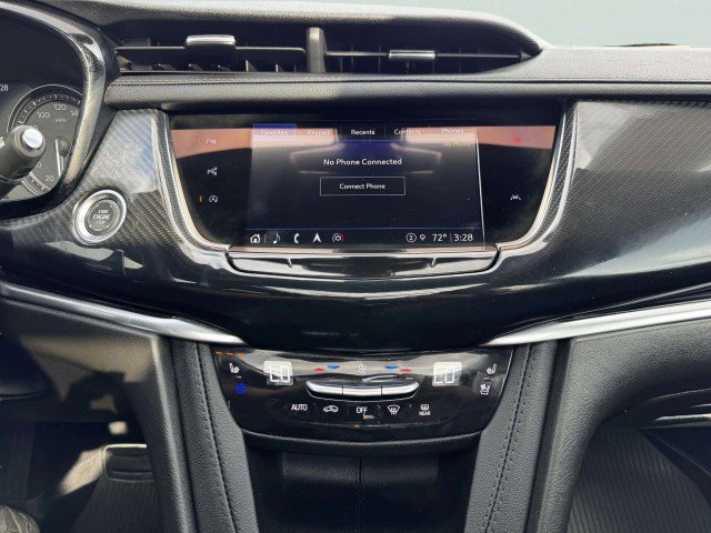 Used 2024 Cadillac XT6 Sport w/ Technology Package image 31