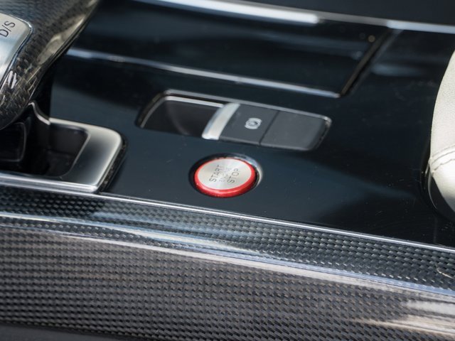 Used 2014 Audi S8 image 27