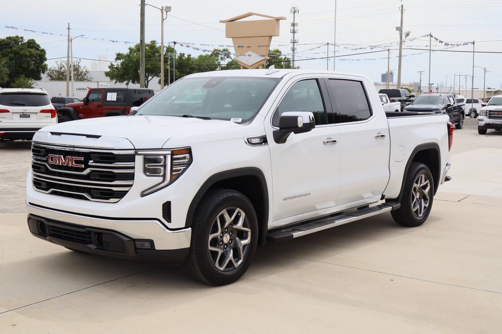 Used 2023 GMC Sierra 1500 SLT w/ SLT Convenience Package RWD image 5
