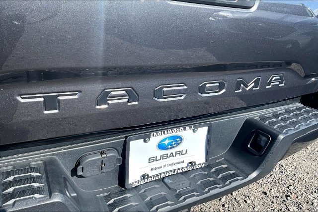 Used 2020 Toyota Tacoma TRD Sport AWD/4WD image 8