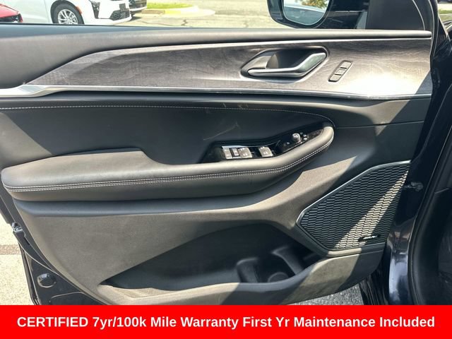 Certified 2023 Jeep Grand Cherokee Overland AWD/4WD image 16