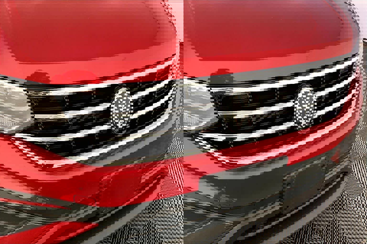 Used 2022 Volkswagen Tiguan SE w/ Panoramic Sunroof Package AWD/4WD image 32