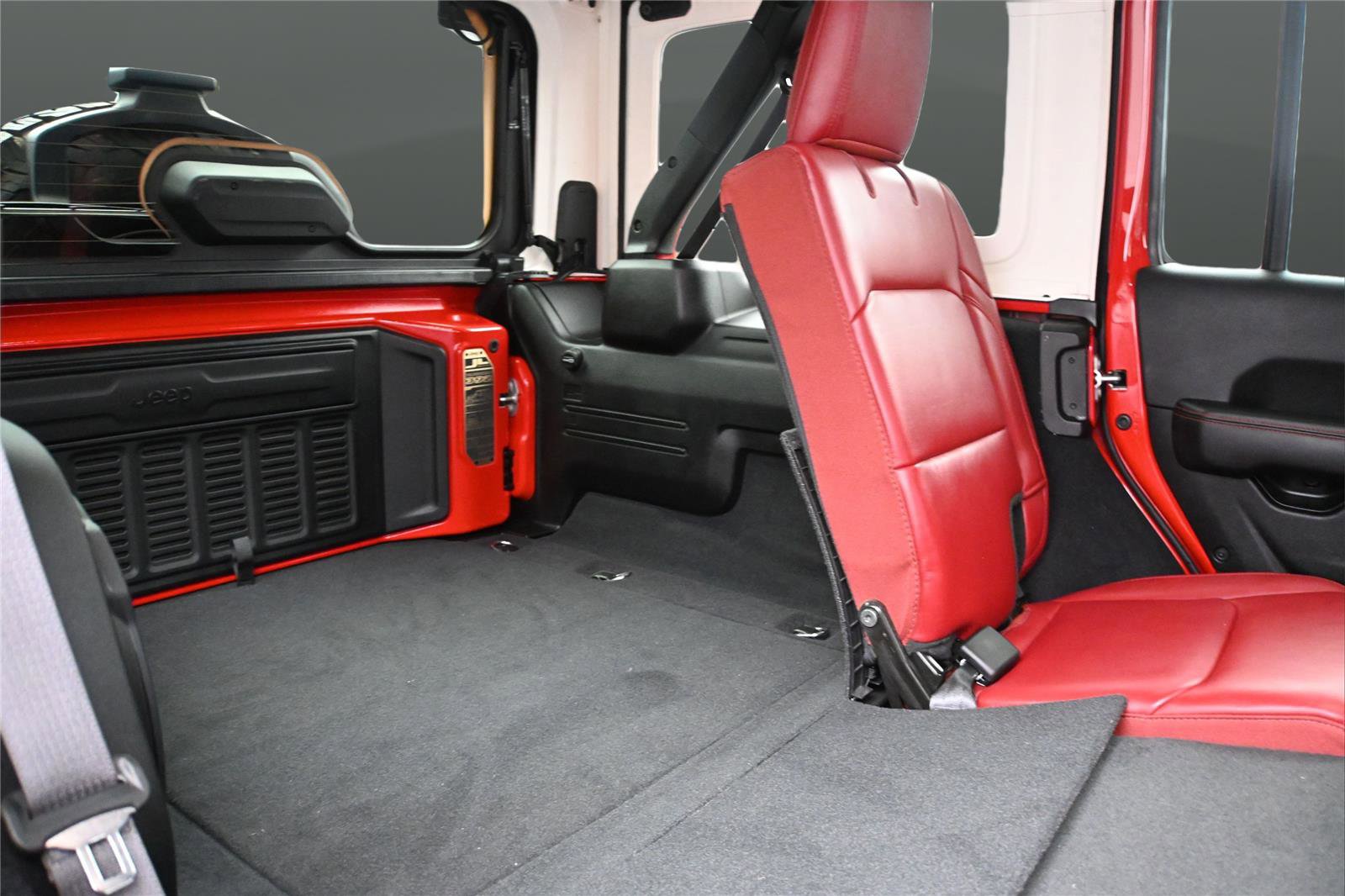 Used 2024 Jeep Wrangler Unlimited Rubicon 392 AWD/4WD image 33