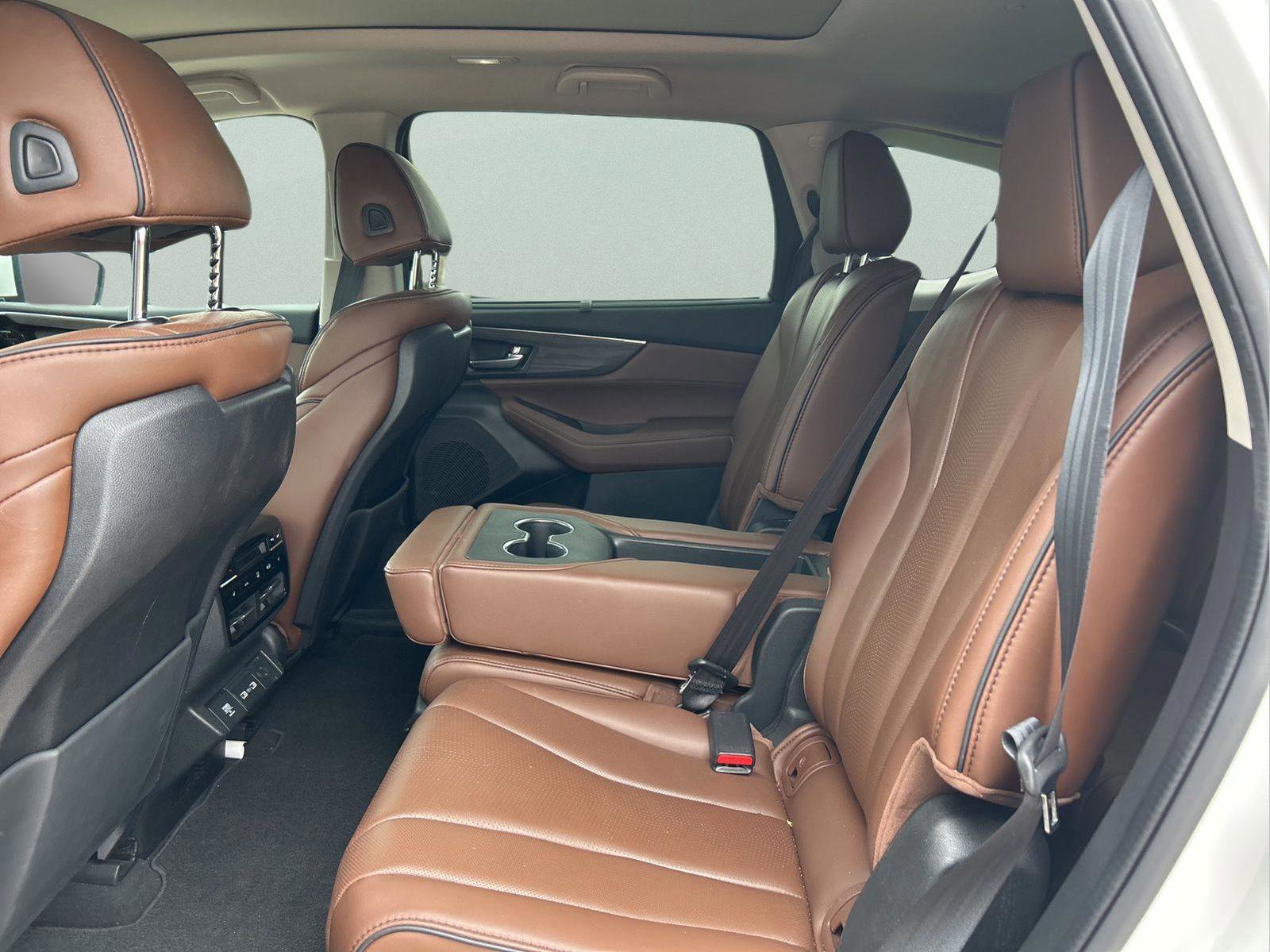 Used 2022 Acura MDX Advance image 10