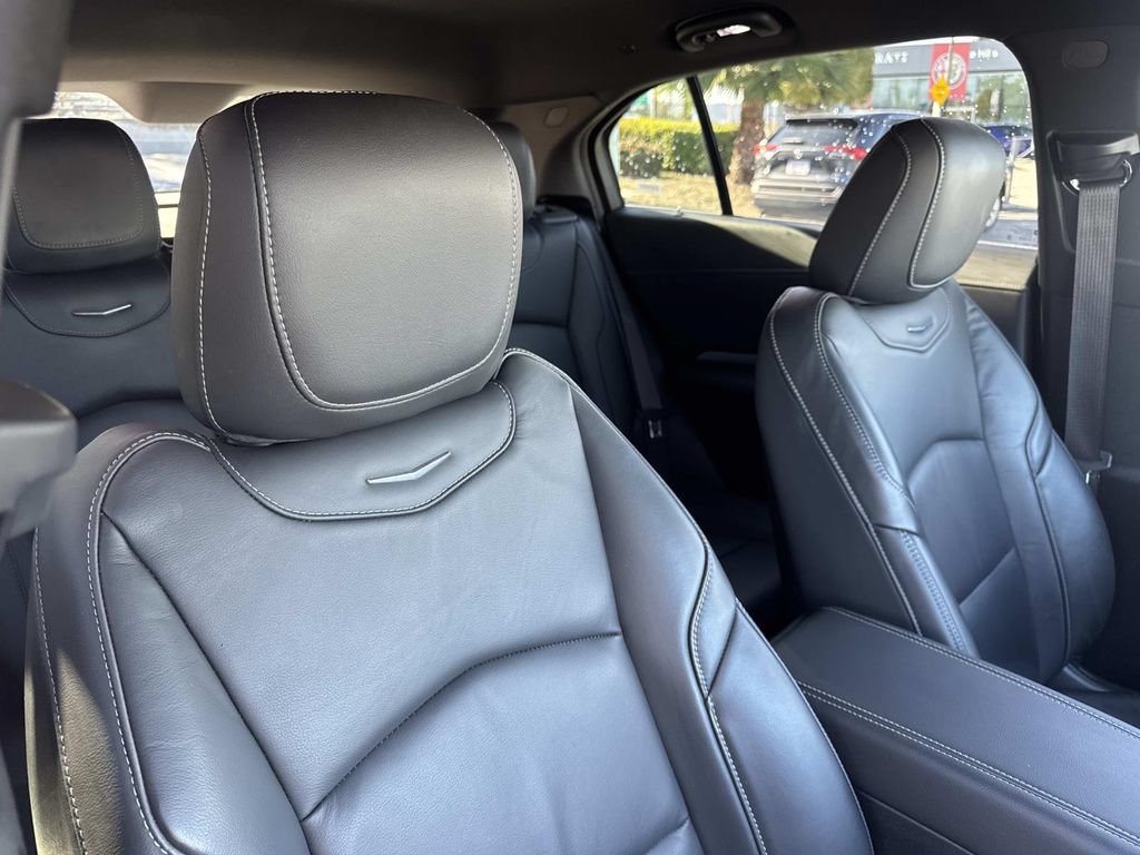 Used 2024 Cadillac XT4 Premium Luxury AWD/4WD image 28