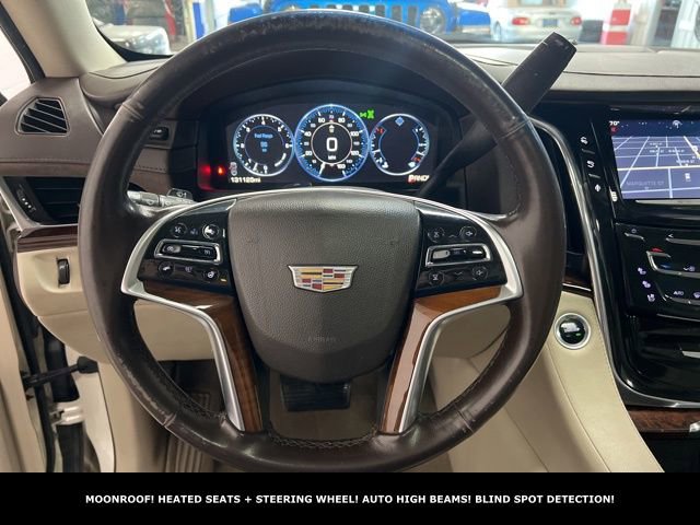 Used 2015 Cadillac Escalade Luxury AWD/4WD image 21