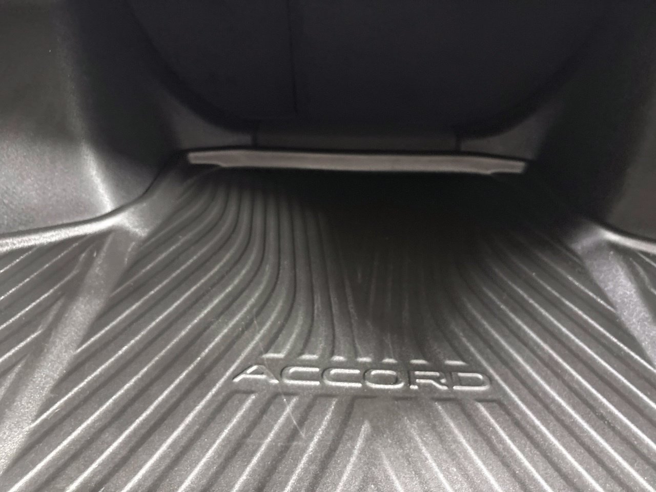Used 2025 Honda Accord SE image 26