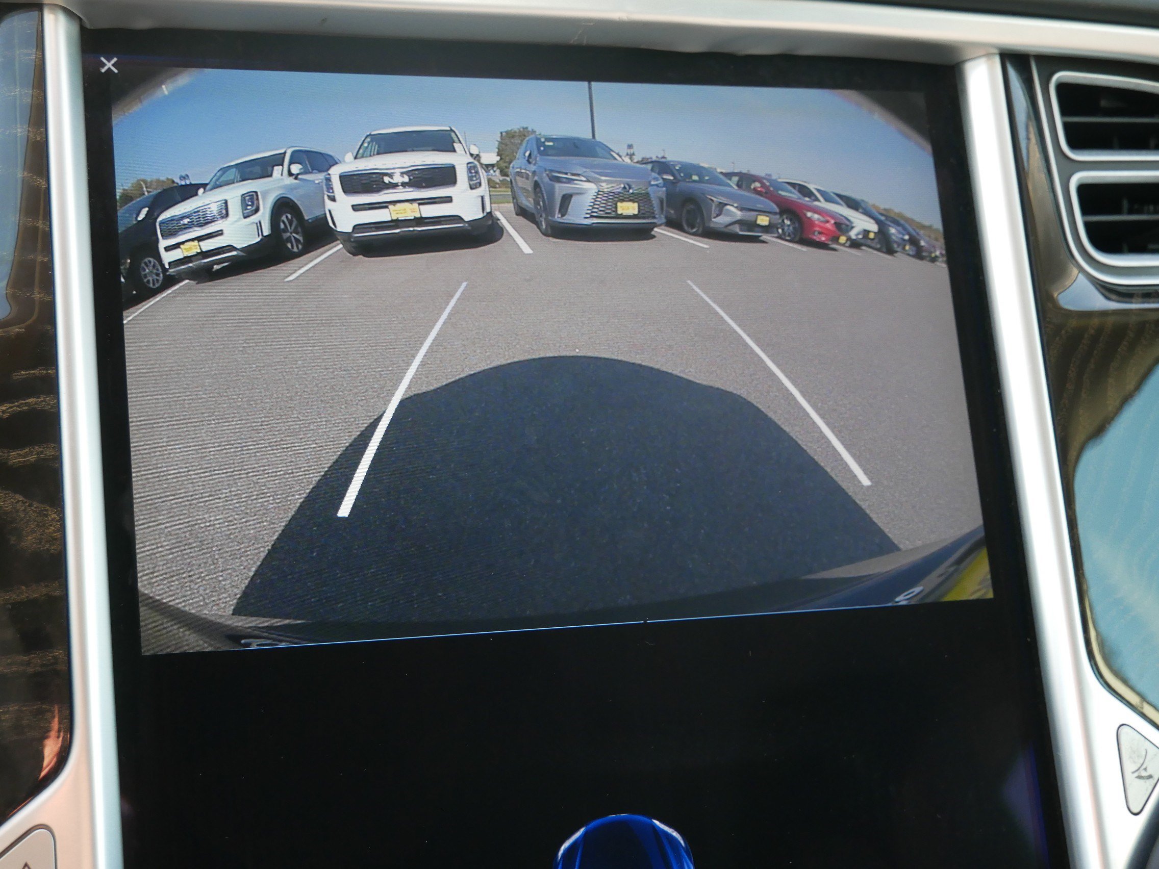 Used 2016 Tesla Model S AWD image 30