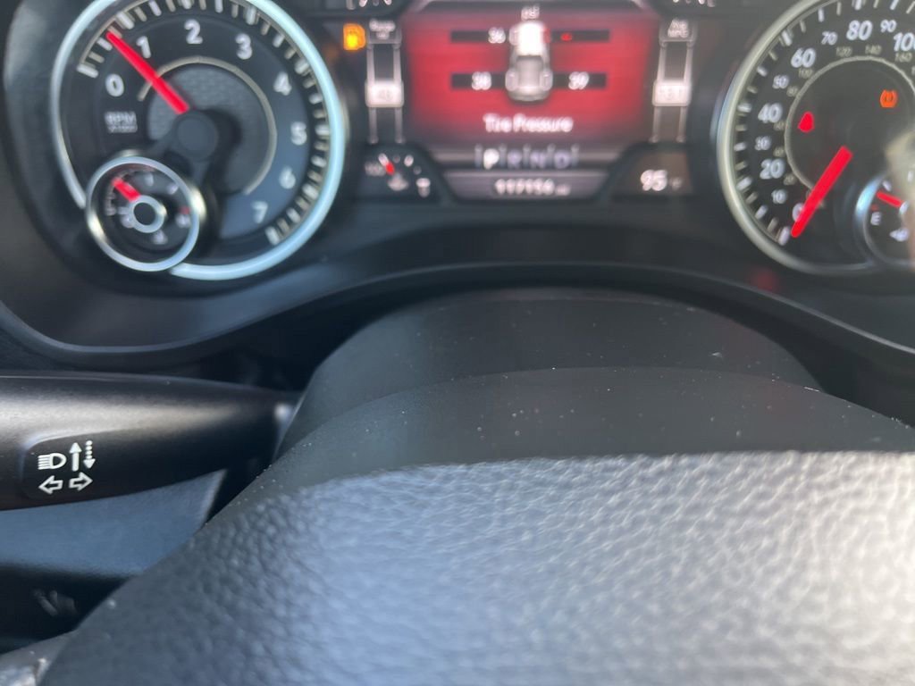 Used 2021 RAM 1500 Big Horn AWD/4WD image 14