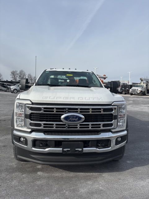 New 2025 Ford F450 XL w/ XL Chrome Package image 3