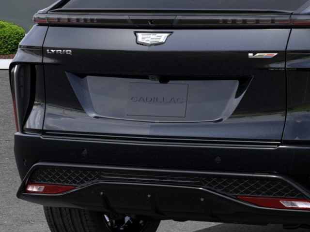 New 2026 Cadillac Lyriq V image 14