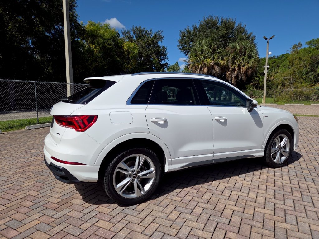 Used 2021 Audi Q3 2.0T Premium AWD/4WD image 11