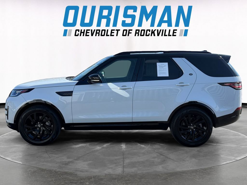 Used 2020 Land Rover Discovery Landmark image 3