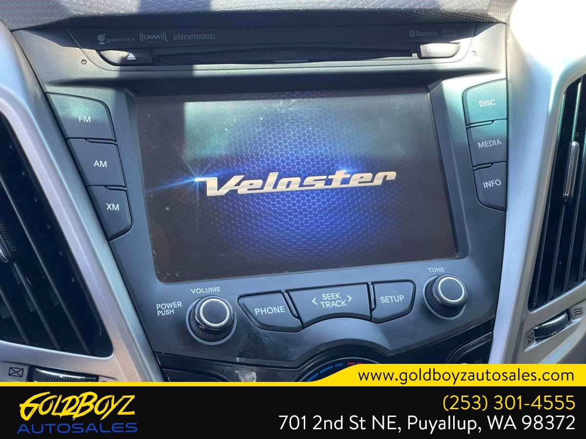 Used 2013 Hyundai Veloster w/ Style Pkg FWD image 25