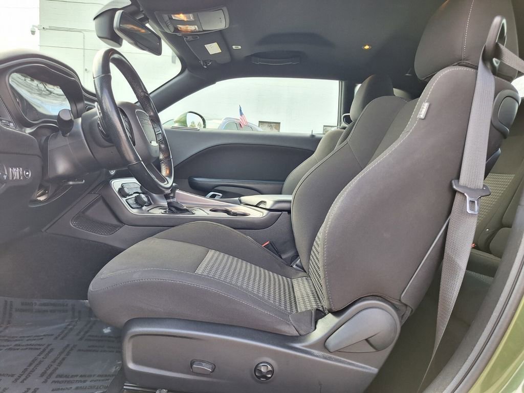 Used 2021 Dodge Challenger R/T w/ Blacktop Package image 10