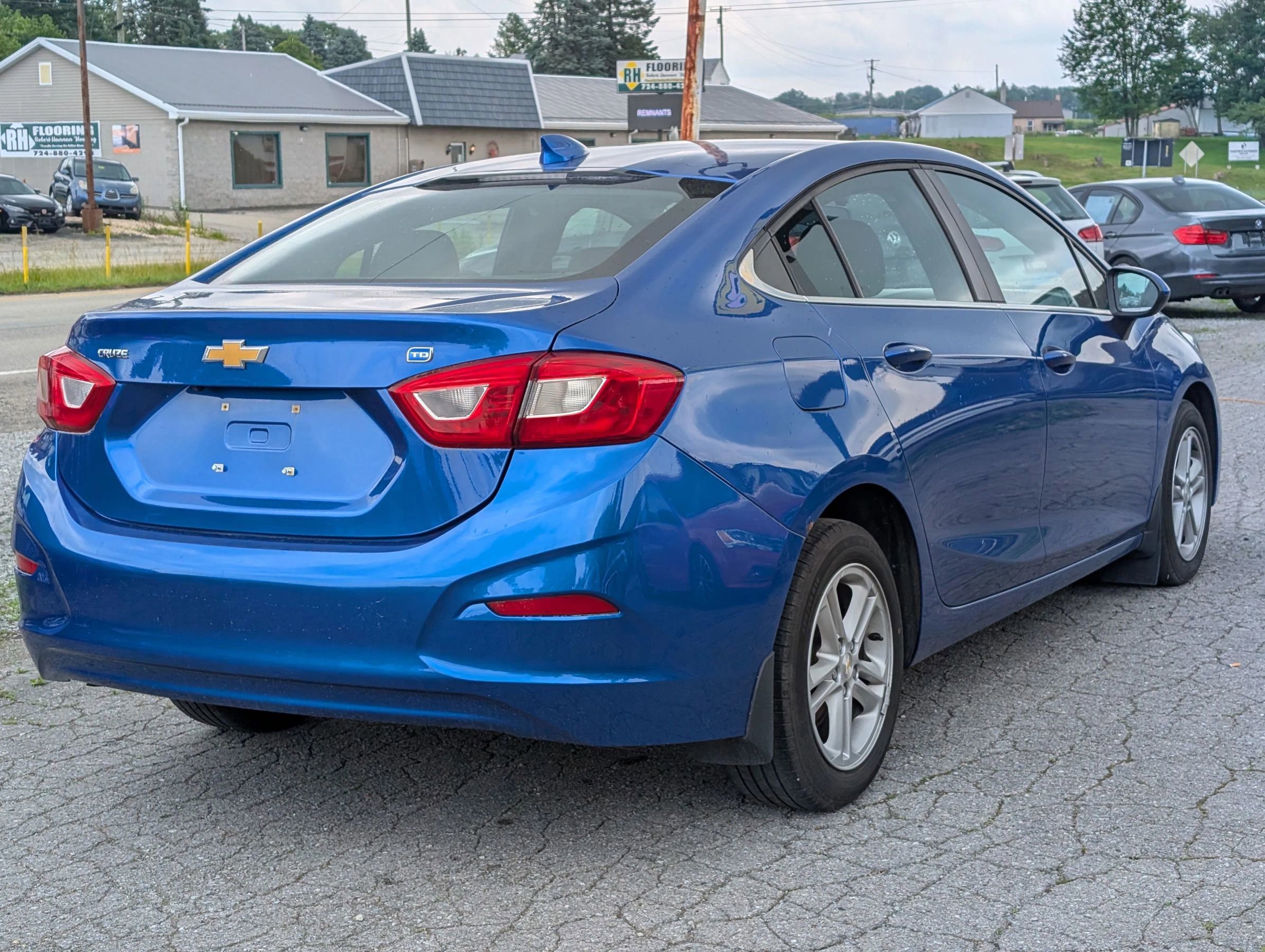 Used 2018 Chevrolet Cruze LT image 7