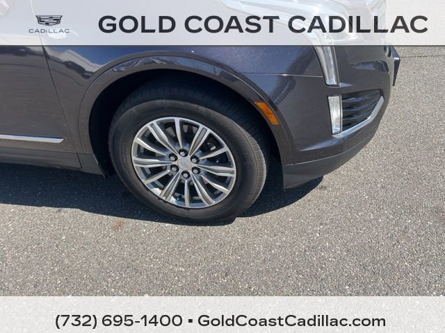 Used 2017 Cadillac XT5 Luxury w/ Driver Awareness Package image 6
