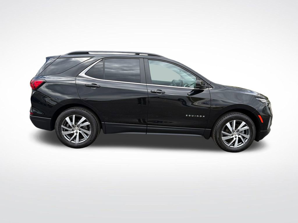 Used 2023 Chevrolet Equinox LT AWD/4WD image 7