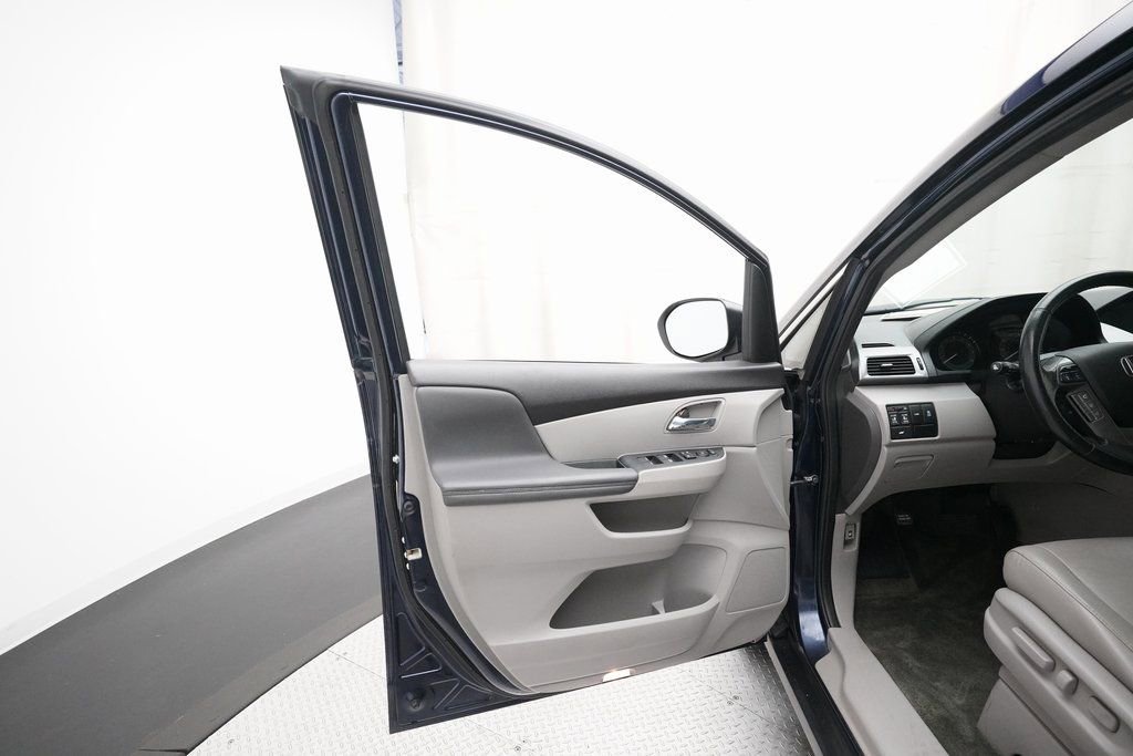 Used 2015 Honda Odyssey EX-L image 28