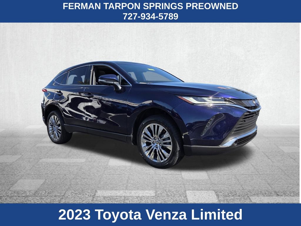 Used 2023 Toyota Venza Limited image 1