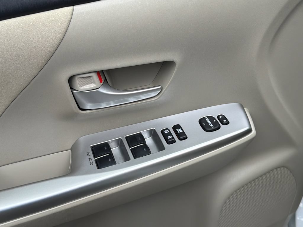 Used 2013 Toyota Prius V Three FWD image 14