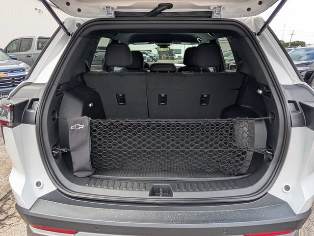 New 2026 Chevrolet Equinox LT w/ Safety and Technology Package FWD image 29