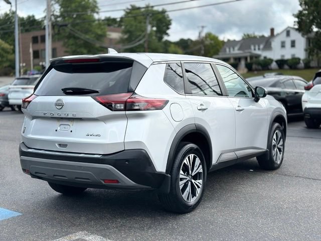 Used 2022 Nissan Rogue SV AWD/4WD image 6