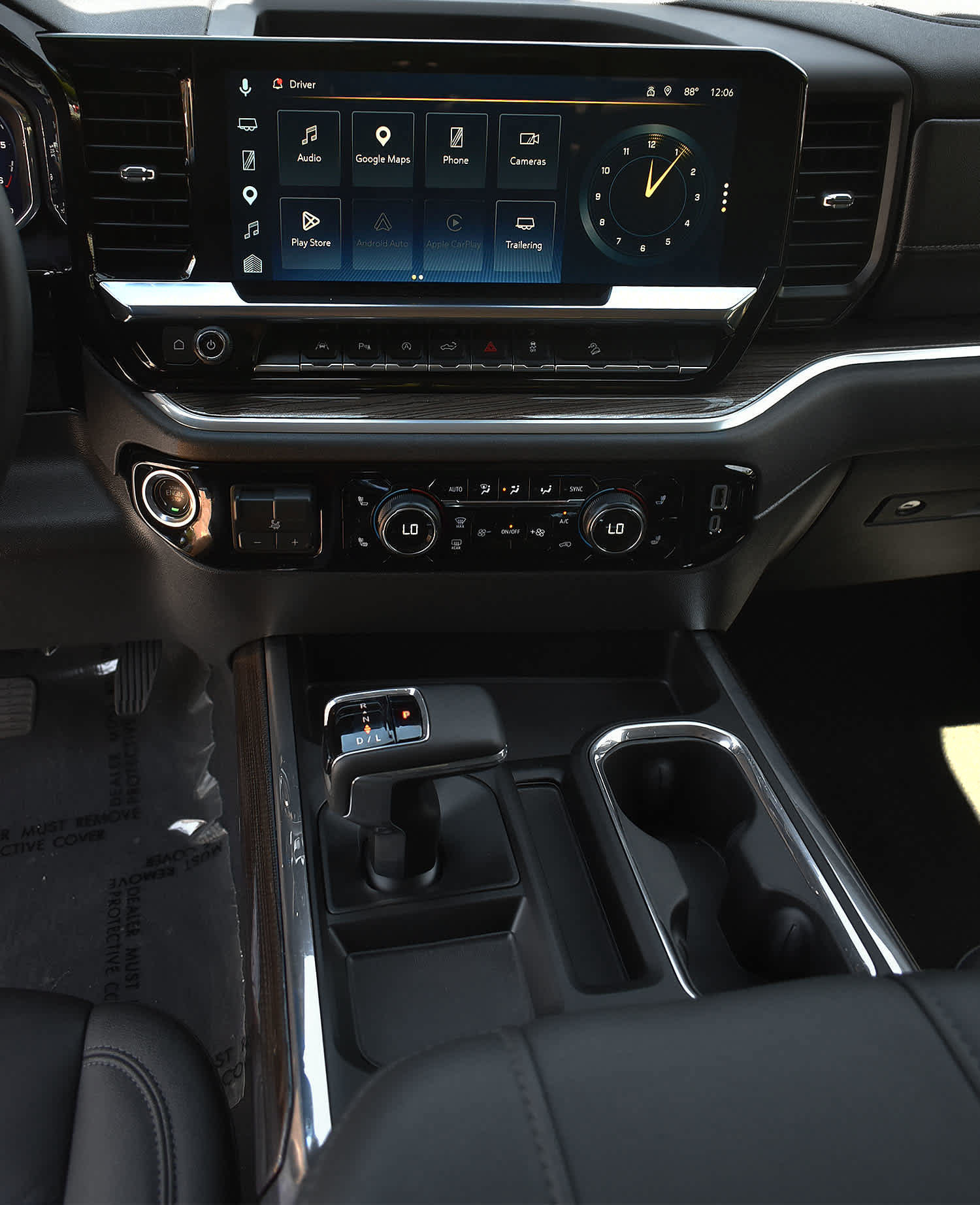 Used 2024 Chevrolet Silverado 1500 LT Trail Boss w/ LT Trail Boss Premium Package AWD/4WD image 14