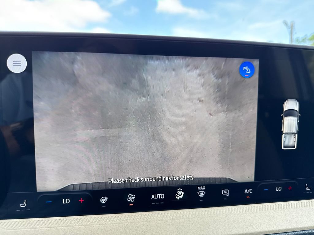 New 2025 Ford Maverick Lariat w/ 4K Tow Package image 25