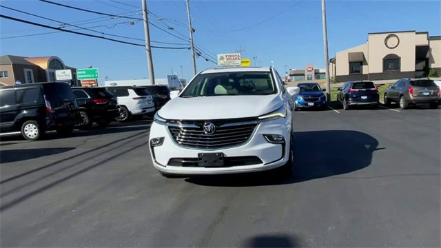 Certified 2023 Buick Enclave Essence w/ Experience Buick Package image 3