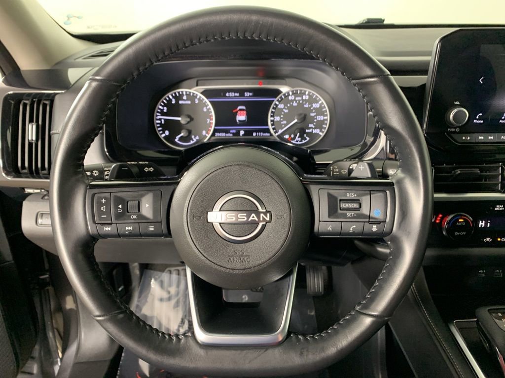 Used 2023 Nissan Pathfinder SV image 22
