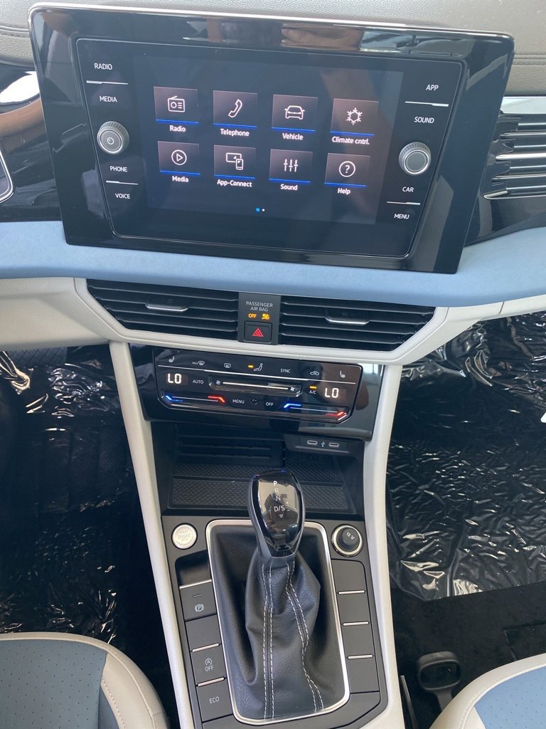 New 2025 Volkswagen Jetta SE image 15