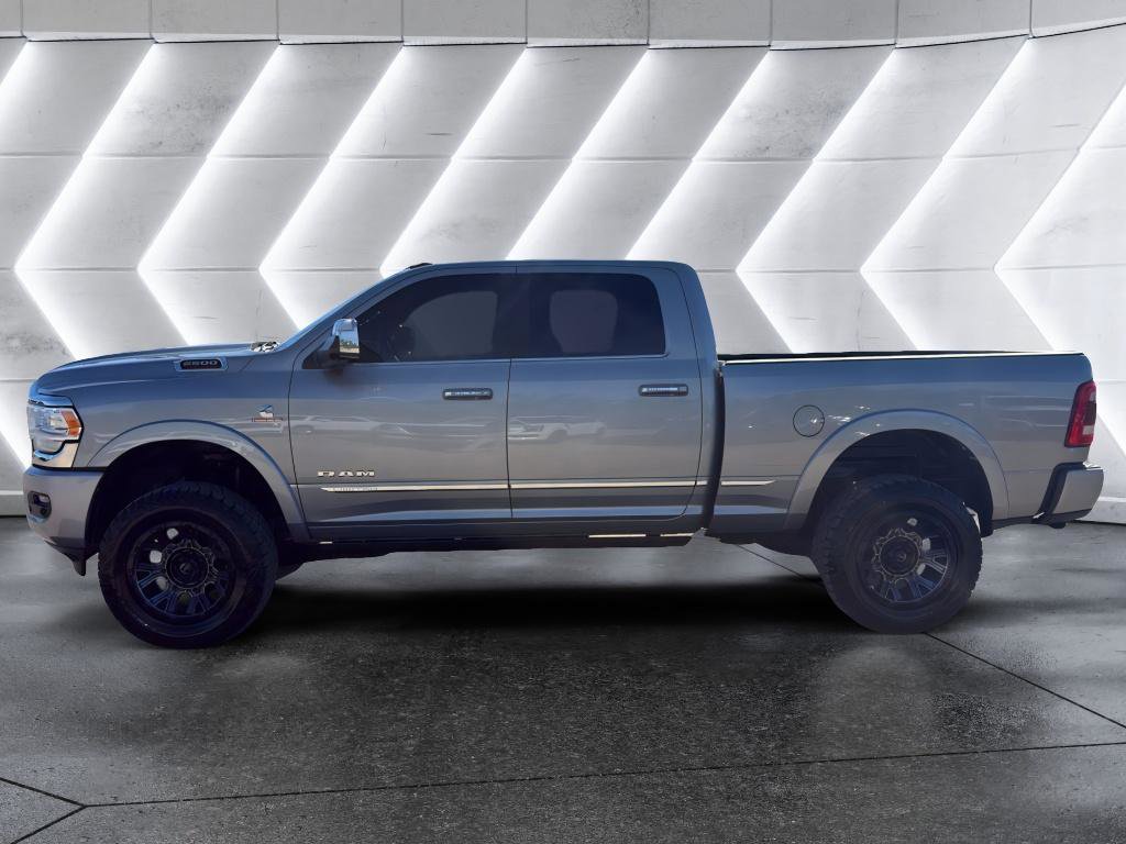 Used 2022 RAM 2500 Limited AWD/4WD image 4