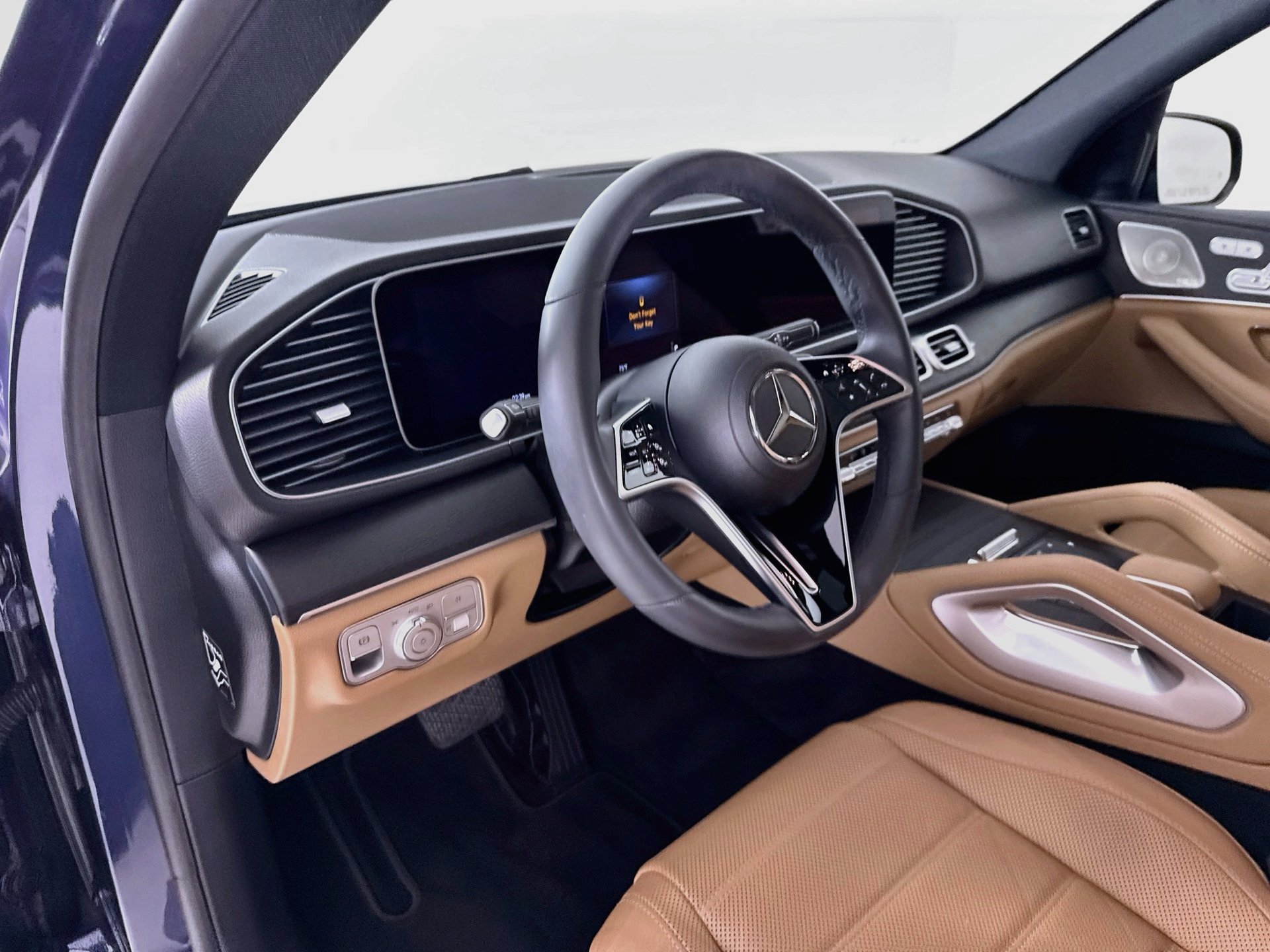 Used 2024 Mercedes-Benz GLE 350 4MATIC image 10