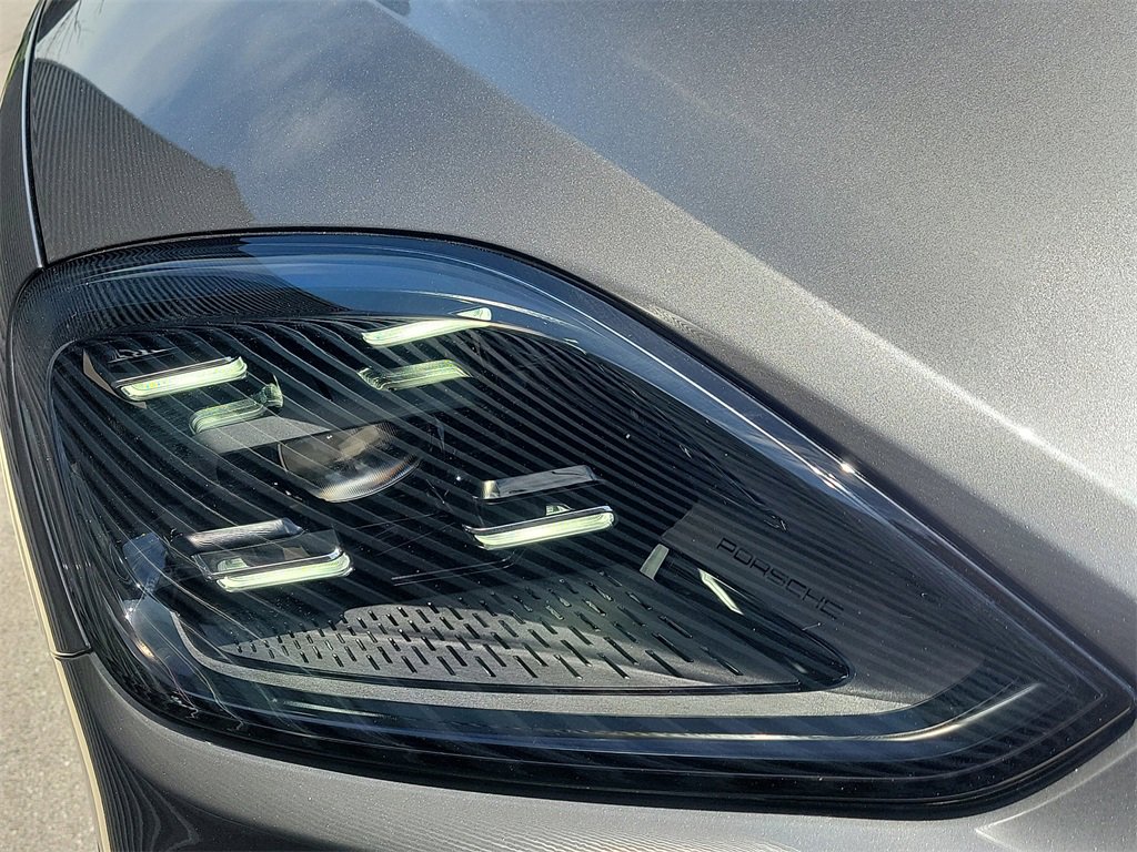 New 2025 Porsche Cayenne E-Hybrid Coupe image 15