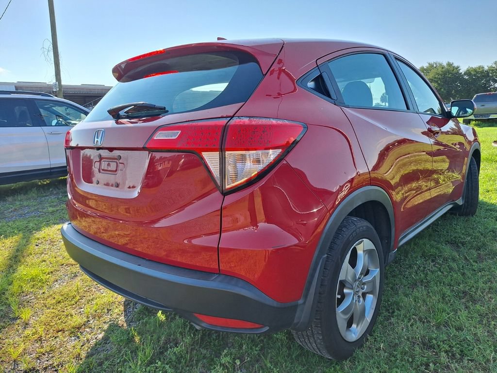 Used 2017 Honda HR-V LX image 4
