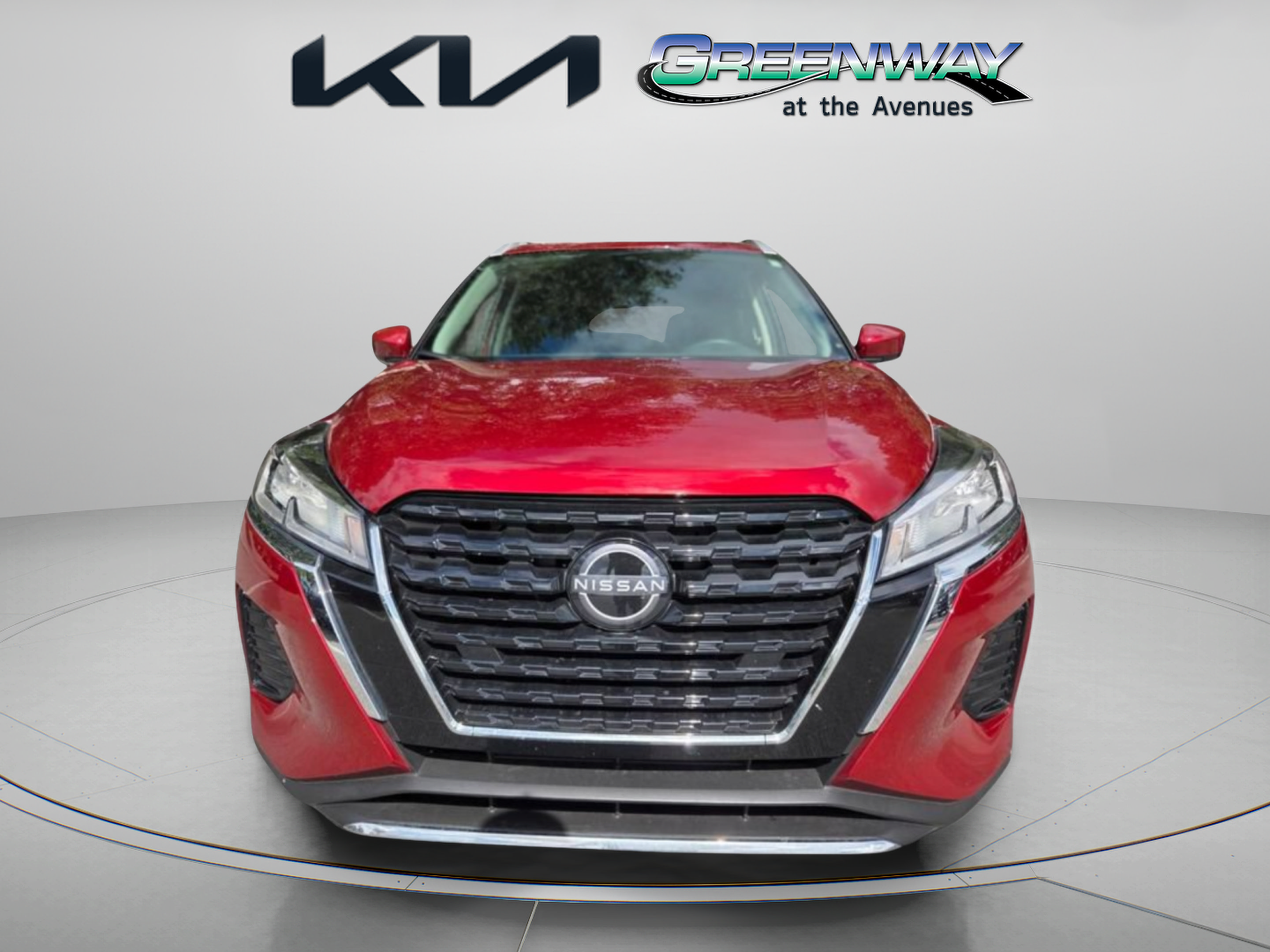 Used 2024 Nissan Kicks SV FWD image 2