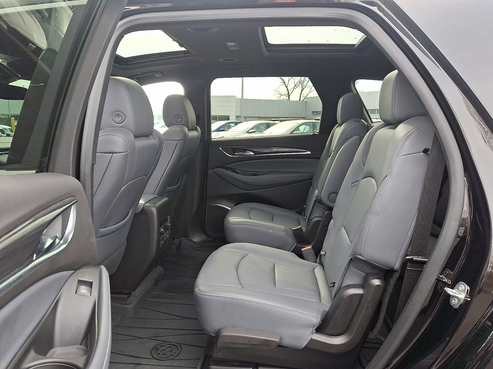 Used 2023 Buick Enclave Essence w/ Experience Buick Package image 10