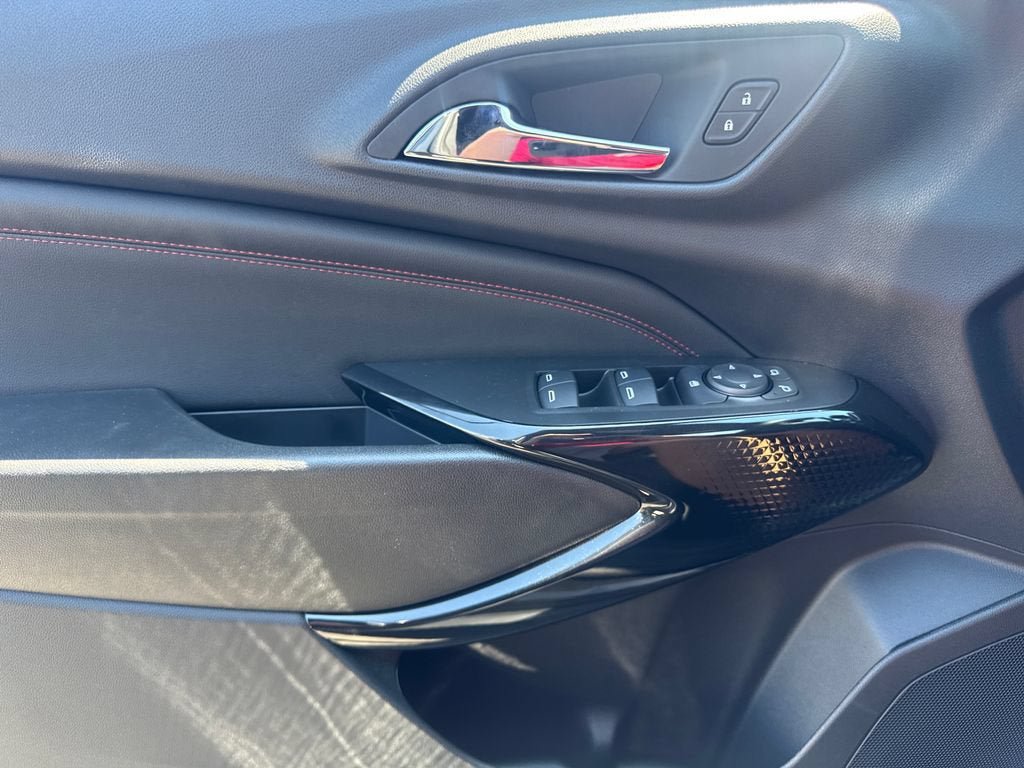 New 2026 Chevrolet Trax RS FWD image 15