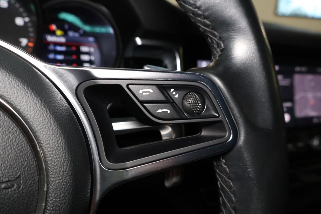 Used 2019 Porsche Macan AWD/4WD image 21