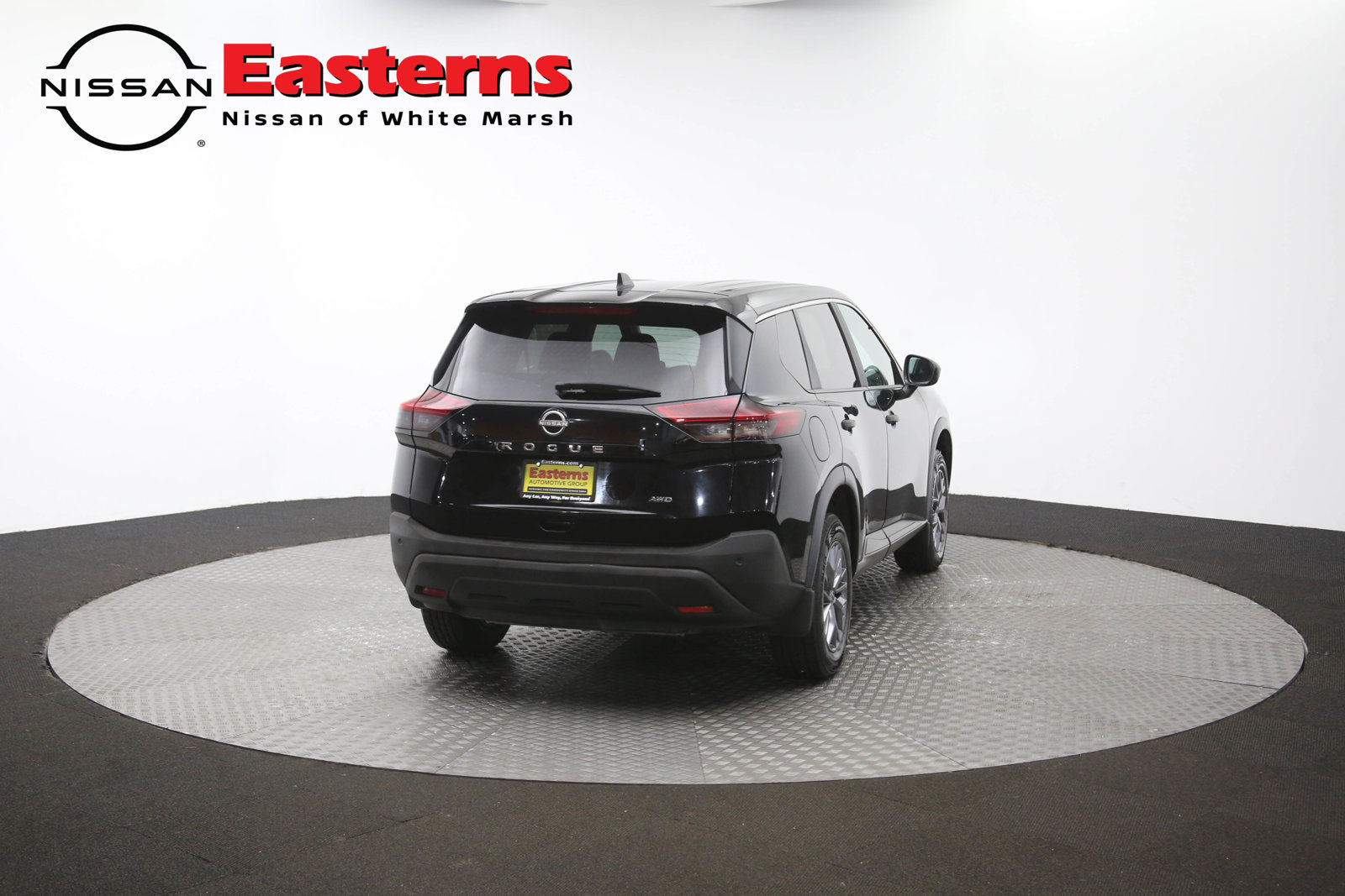 Used 2023 Nissan Rogue S AWD/4WD image 39