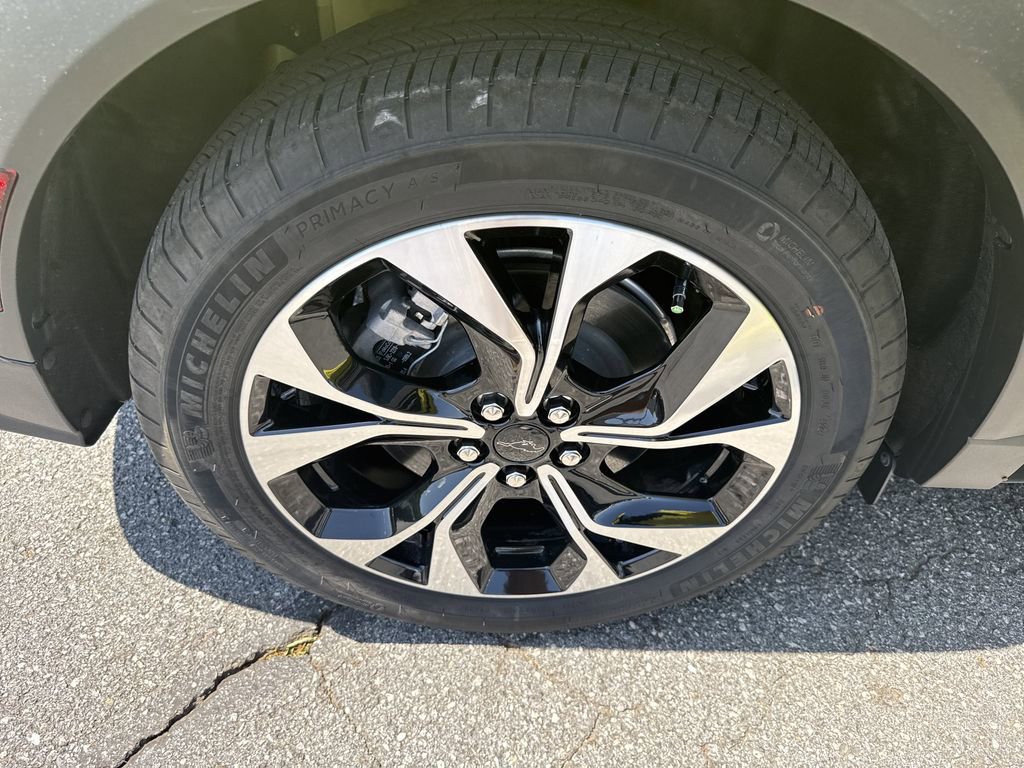 Used 2025 Ford Mustang Mach-E Select w/ Comfort Package Lite RWD image 18