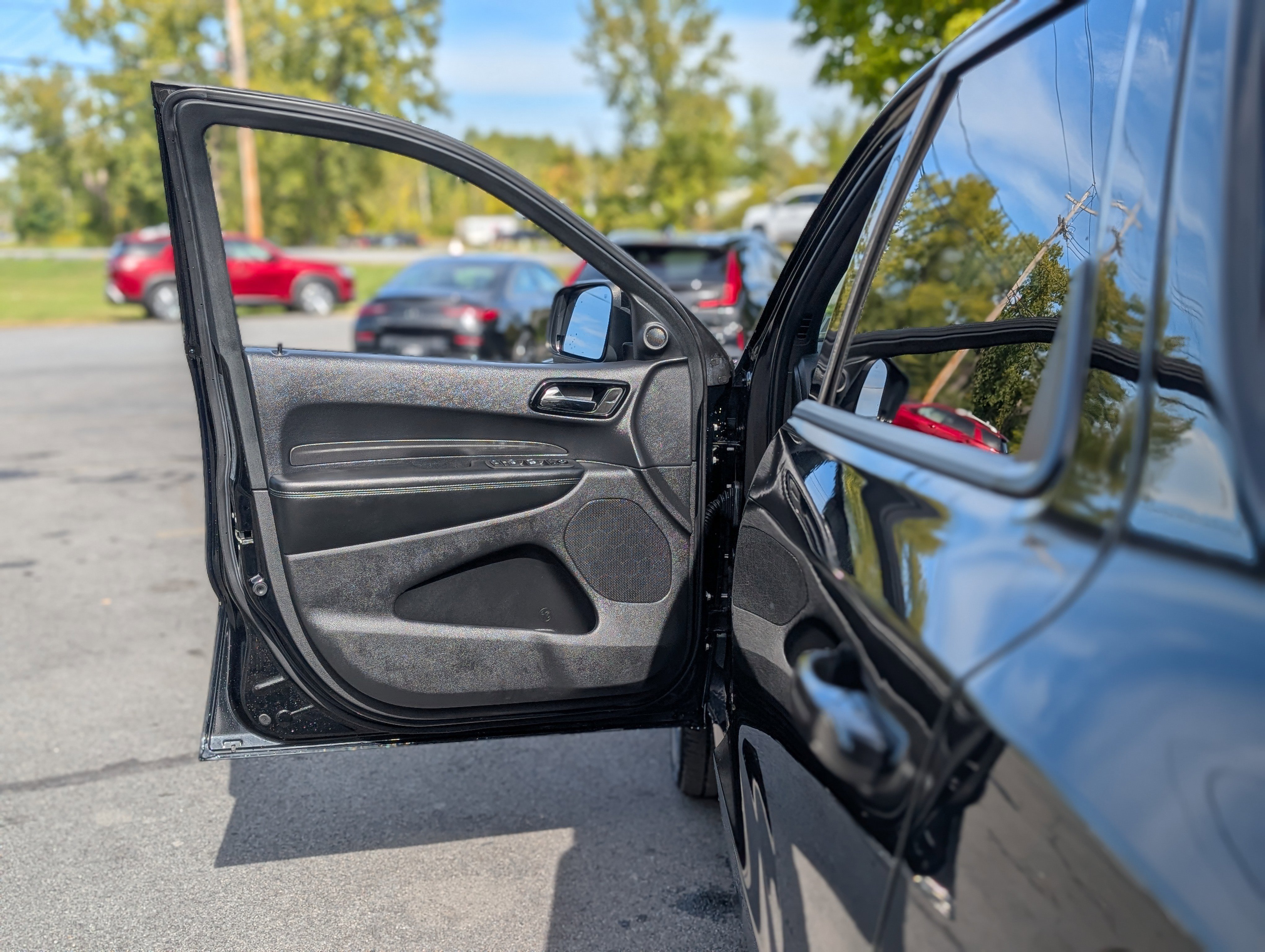 Used 2022 Dodge Durango GT image 28