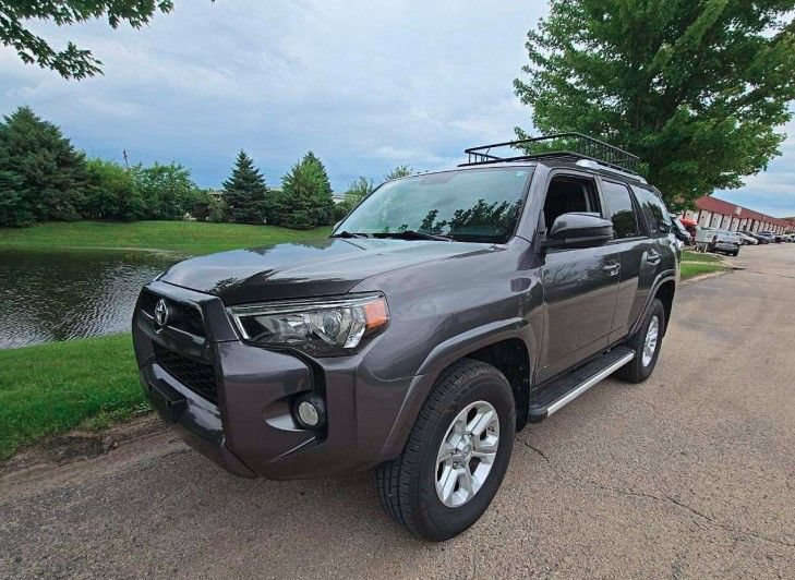 Used 2016 Toyota 4Runner SR5 AWD/4WD video 1