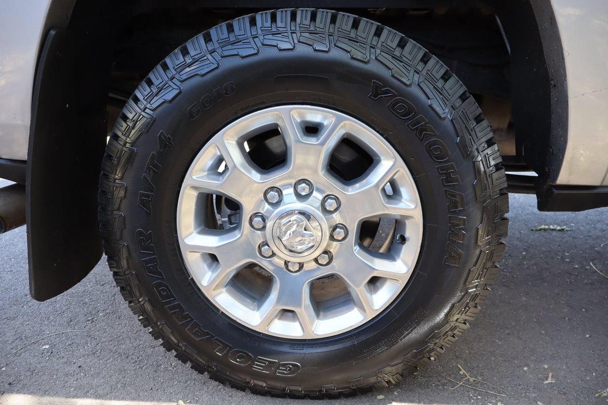 Used 2020 RAM 3500 Laramie AWD/4WD image 43