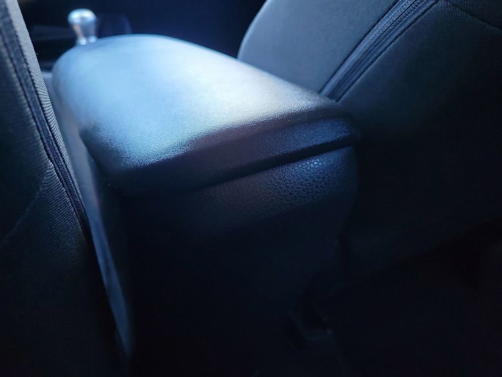 Used 2020 Toyota C-HR LE image 14