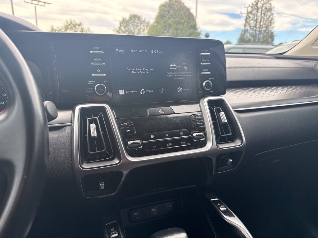 Used 2021 Kia Sorento S AWD/4WD image 11