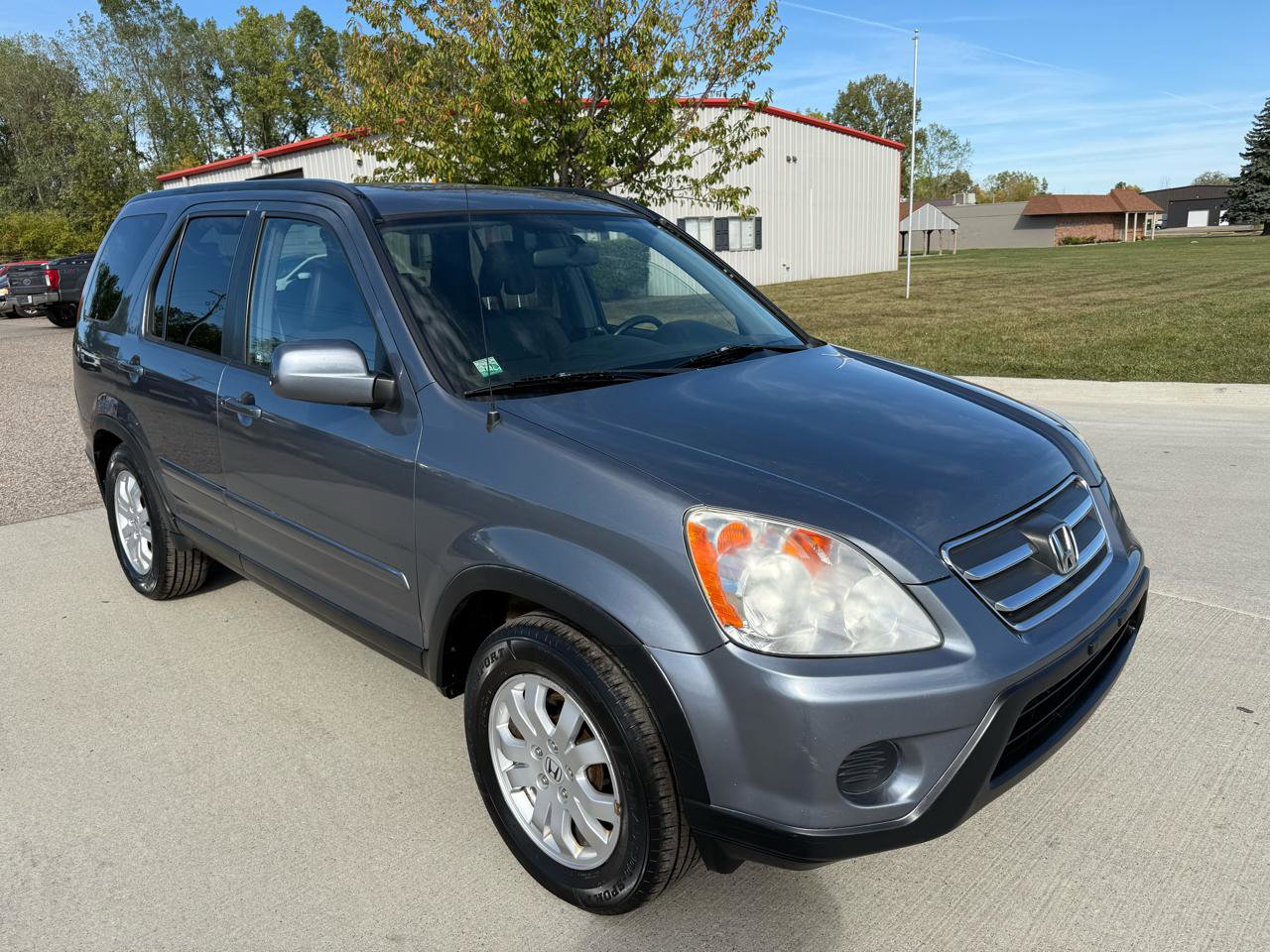 Used 2005 Honda CR-V EX image 1