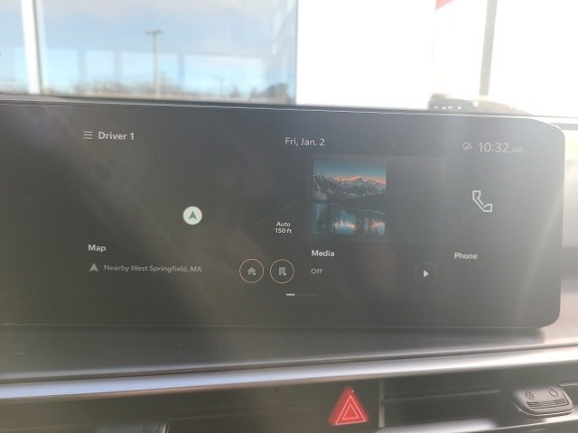 Used 2024 Kia Sorento S image 30