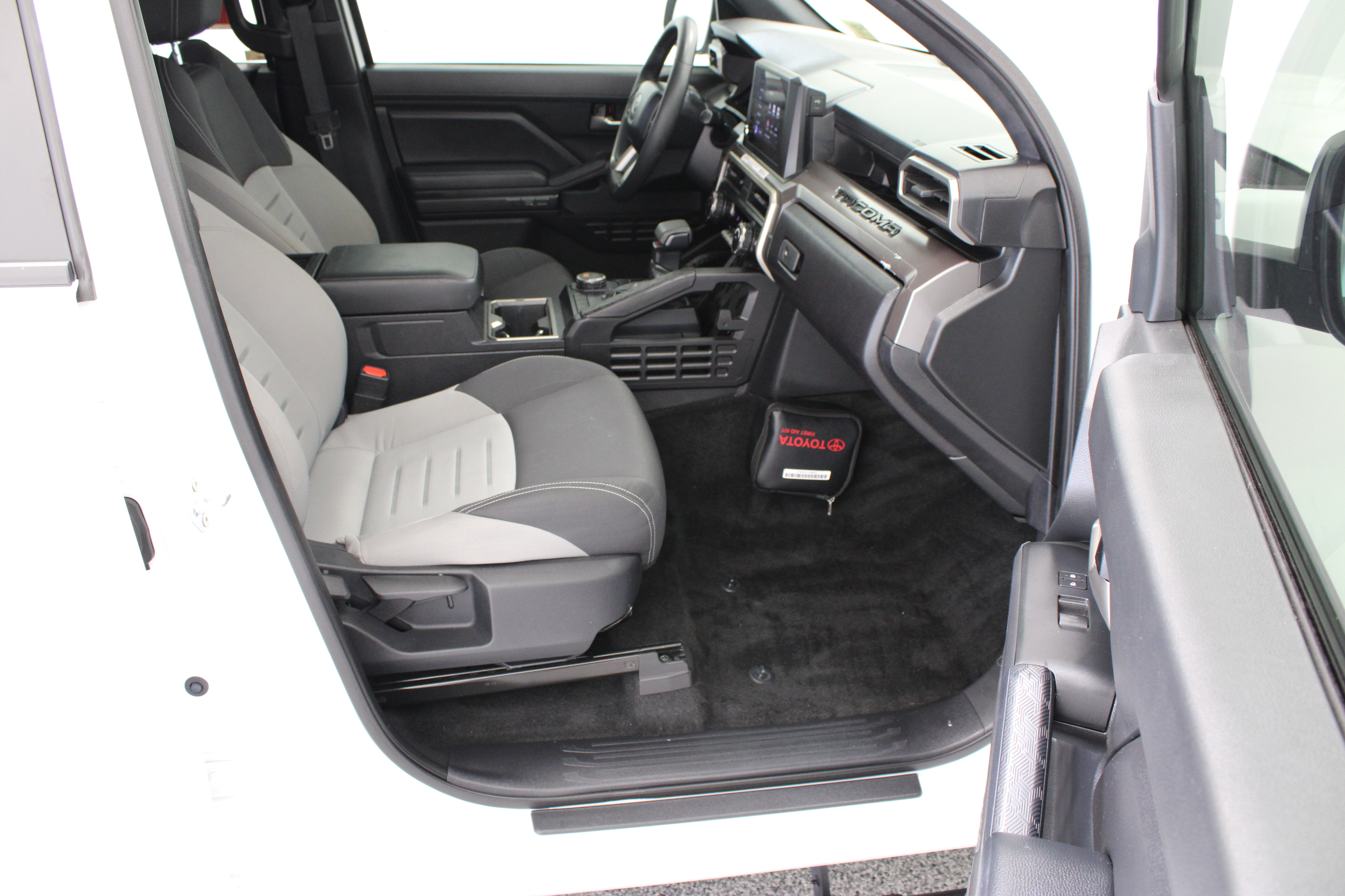 Used 2024 Toyota Tacoma TRD Sport RWD image 35